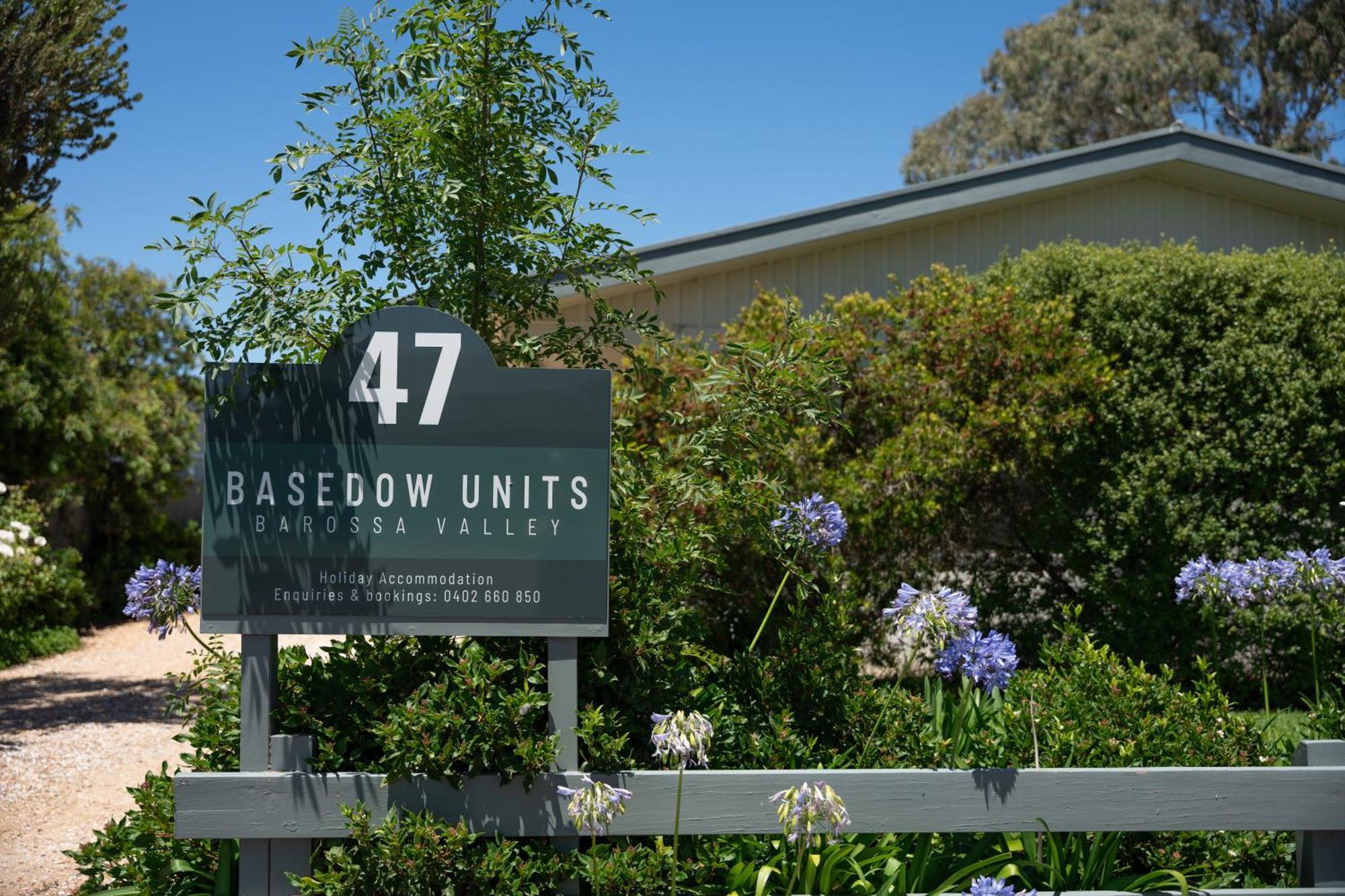 Апартаменты Basedow Units Танунда Экстерьер фото